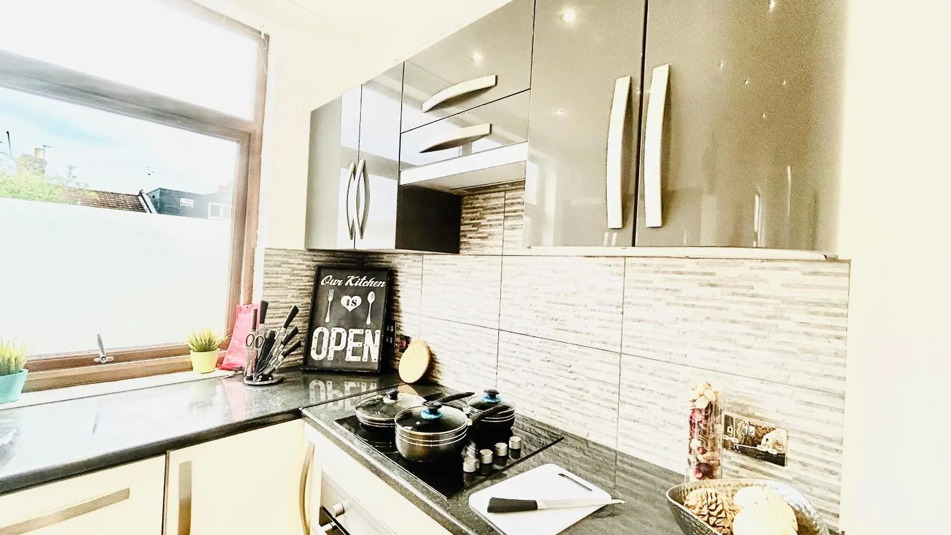 Luxury Apartment Near Canning Town- Free Parking Londra Birleşik Krallık